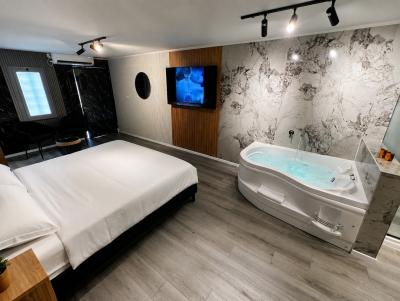 Miya Suites