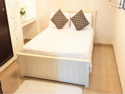 קווין רום Queen room