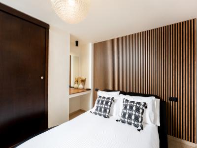 קווין רום Queen room